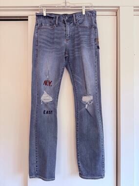 Gap for Good 29x32 Slim Distressed Embroidered Jeans San Fran / New York